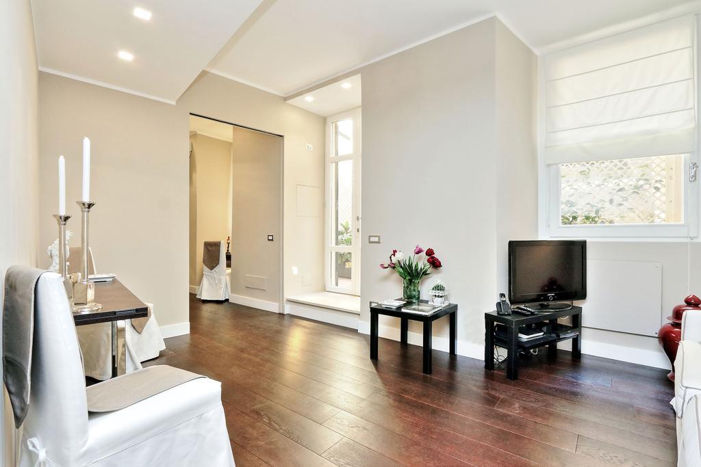 Casa Navona - My Extra